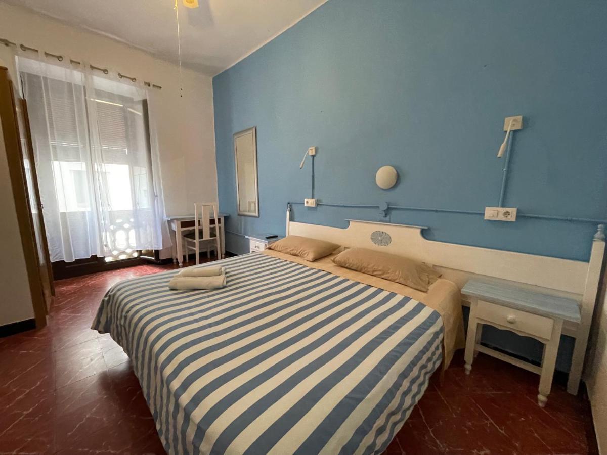 P&R Hostals Can Tort ตอสซาเดมาร์ ภายนอก รูปภาพ