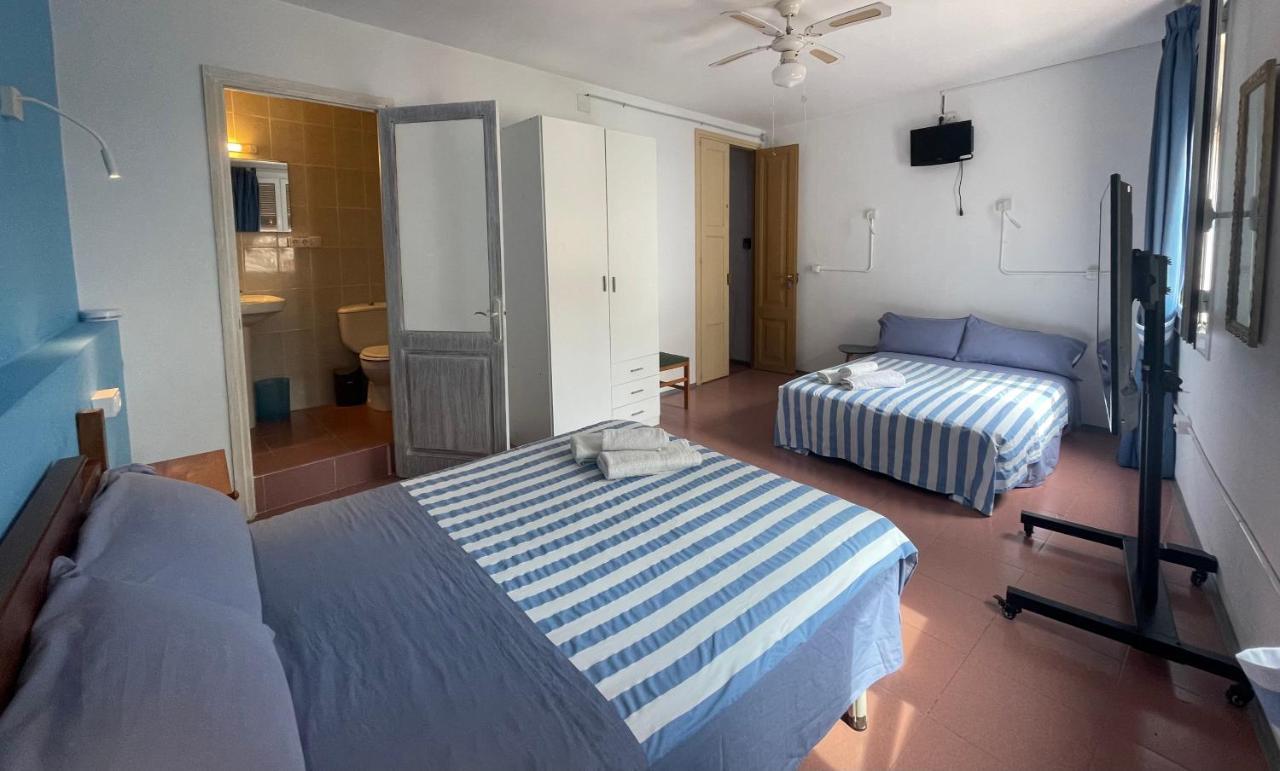 P&R Hostals Can Tort ตอสซาเดมาร์ ภายนอก รูปภาพ